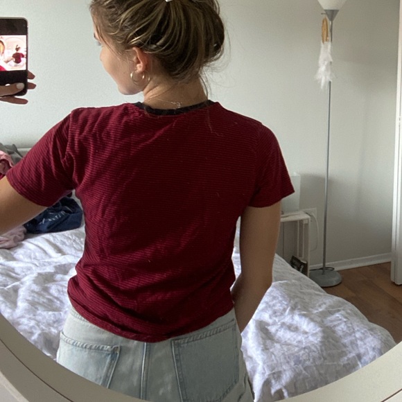 brandy melville t shirt - Picture 4 of 5